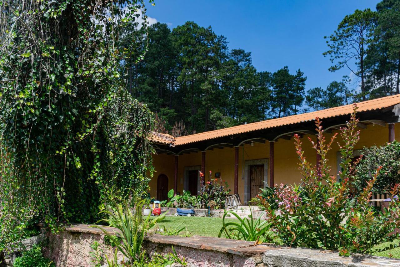 Casa Montana Hotel Chichicastenango Exterior foto